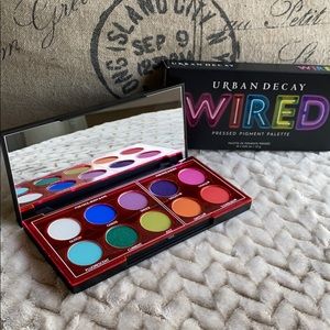 Urban Decay WIRED pressed pigment palette